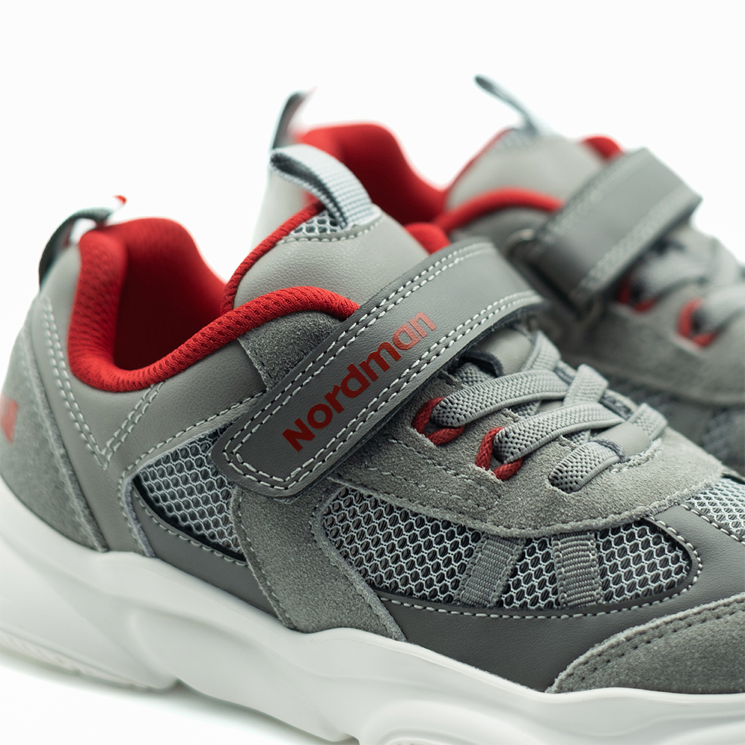 Детские кроссовки из натуральной кожи серые - фото 2