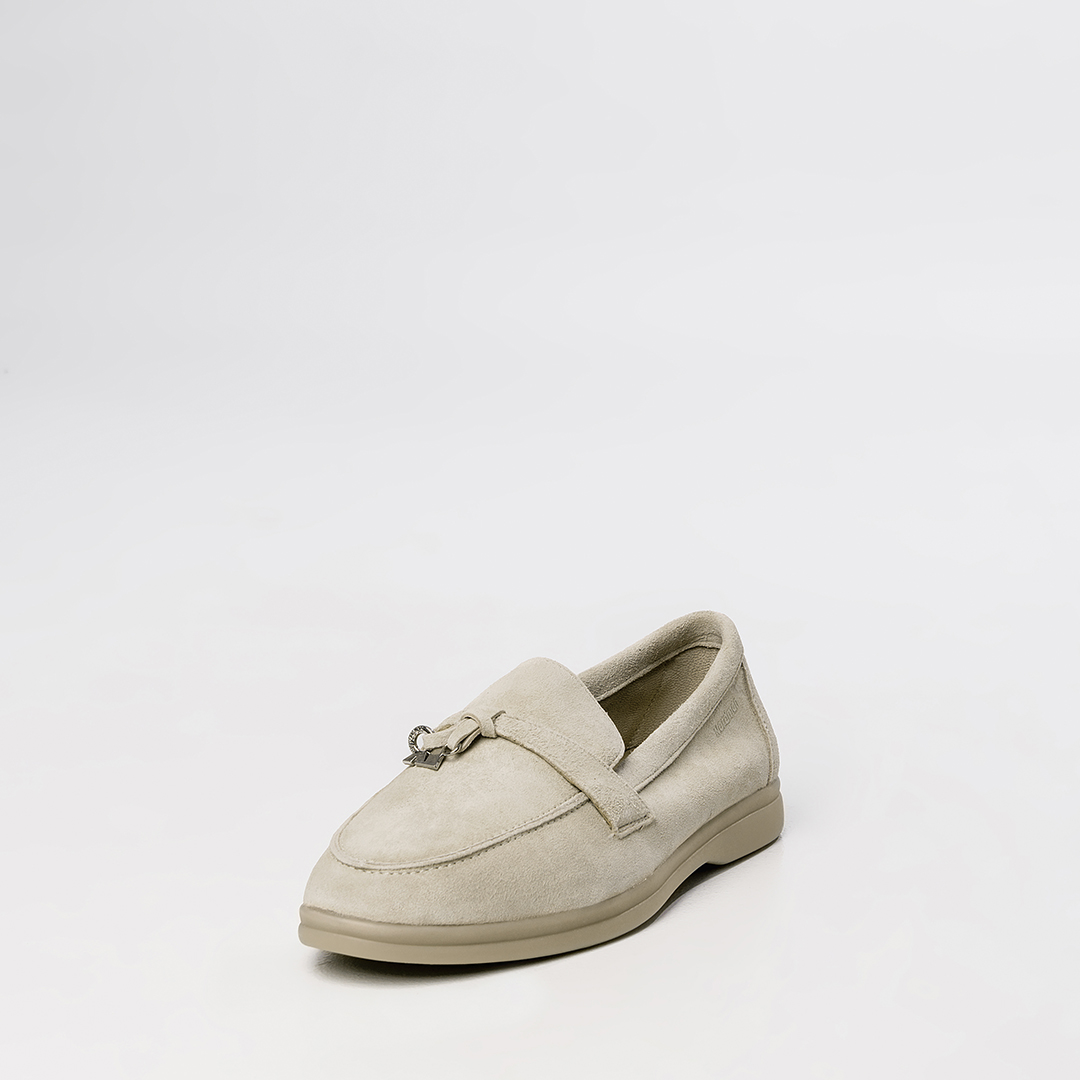 Женские лоферы цвет бежевый - фото 4