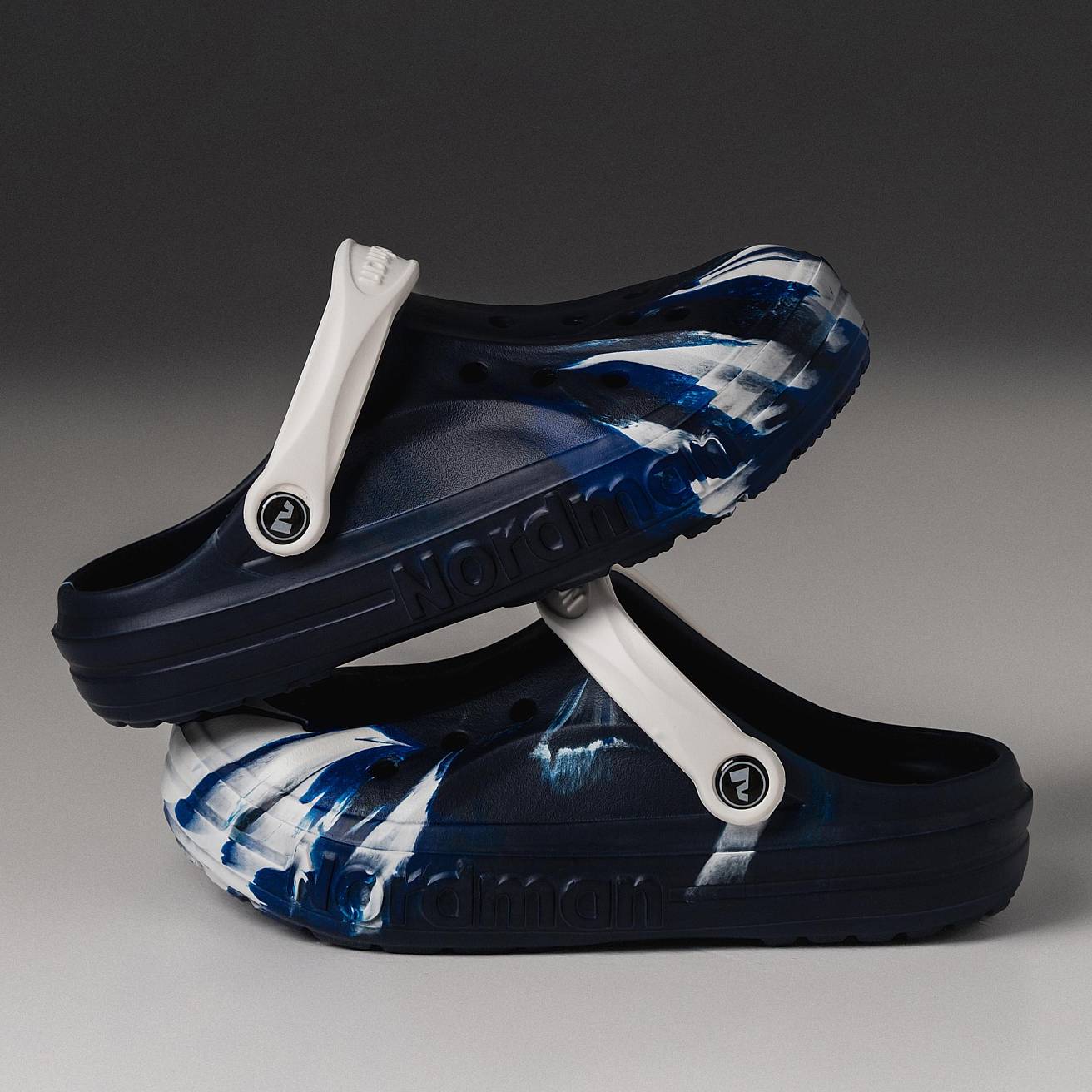 Сабо из ЭВА Nordman Shark цвет синий с модуляцией бело-синей - фото 2