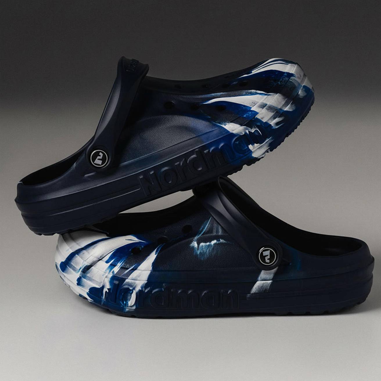 Сабо из ЭВА Nordman Shark цвет синий с модуляцией белый,синий - фото 2