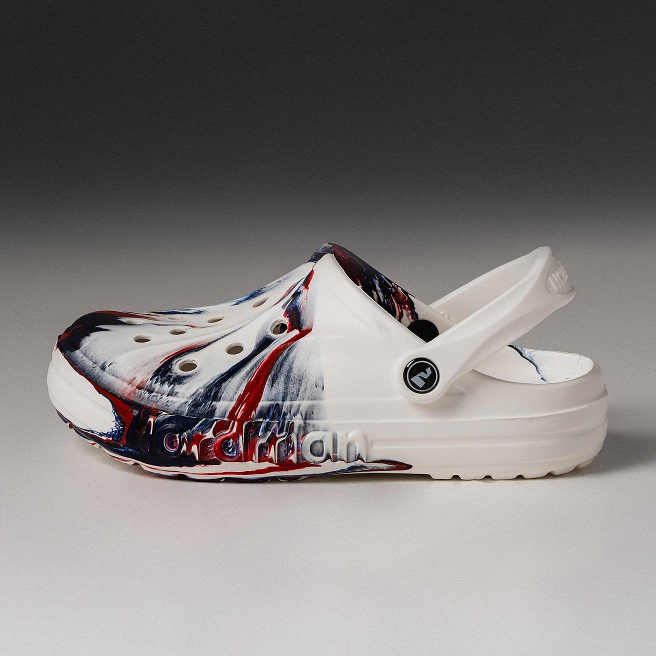 Сабо из ЭВА Nordman Shark белые с красно-синей модуляцией - фото 6