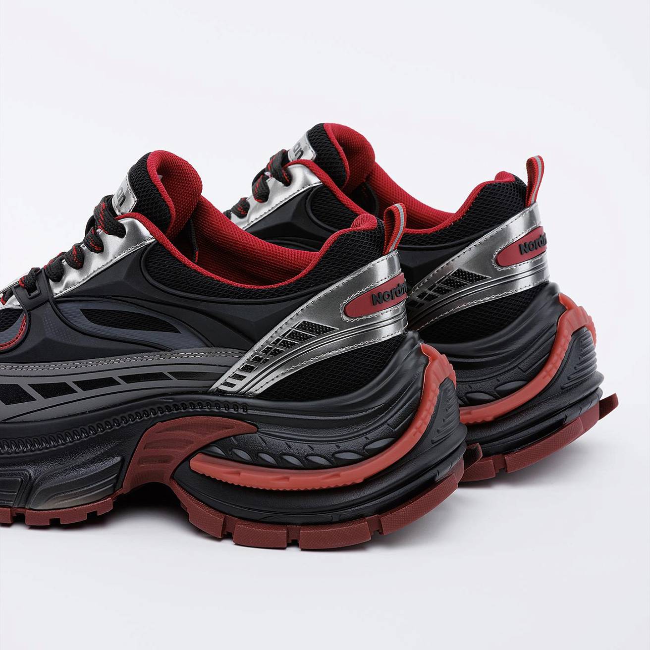 Женские кроссовки Nordman черные с красным - фото 4