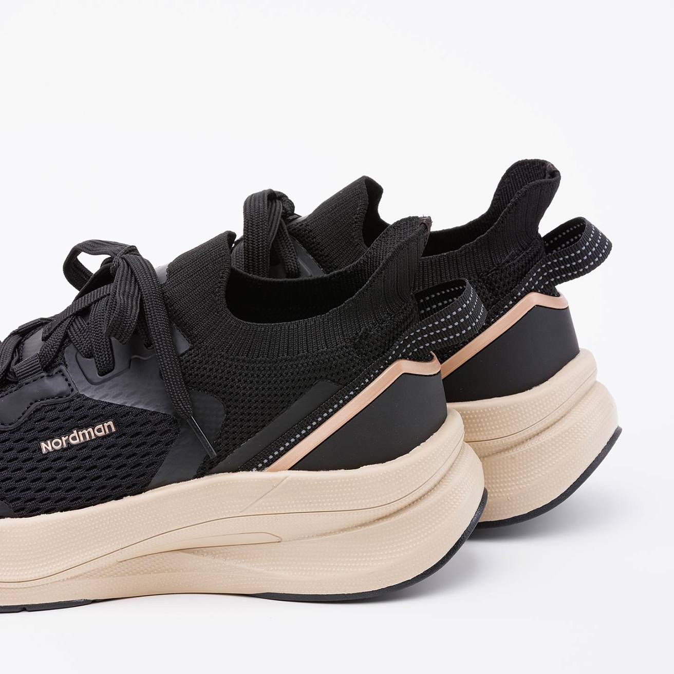 Женские кроссовки Nordman черные - фото 2