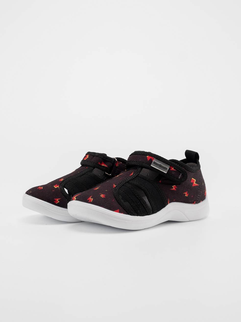 Тапочки детские Nordman Stars черный с принтом - фото 4