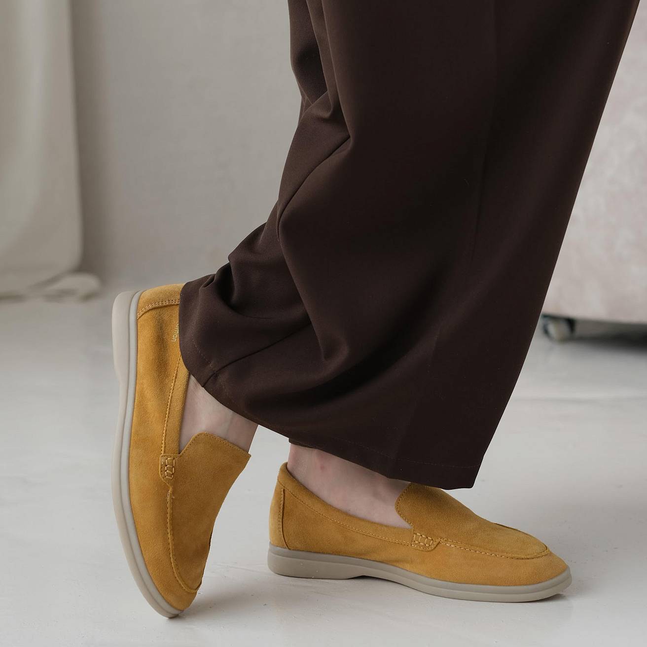 Женские лоферы цвет фисташковый - фото 2