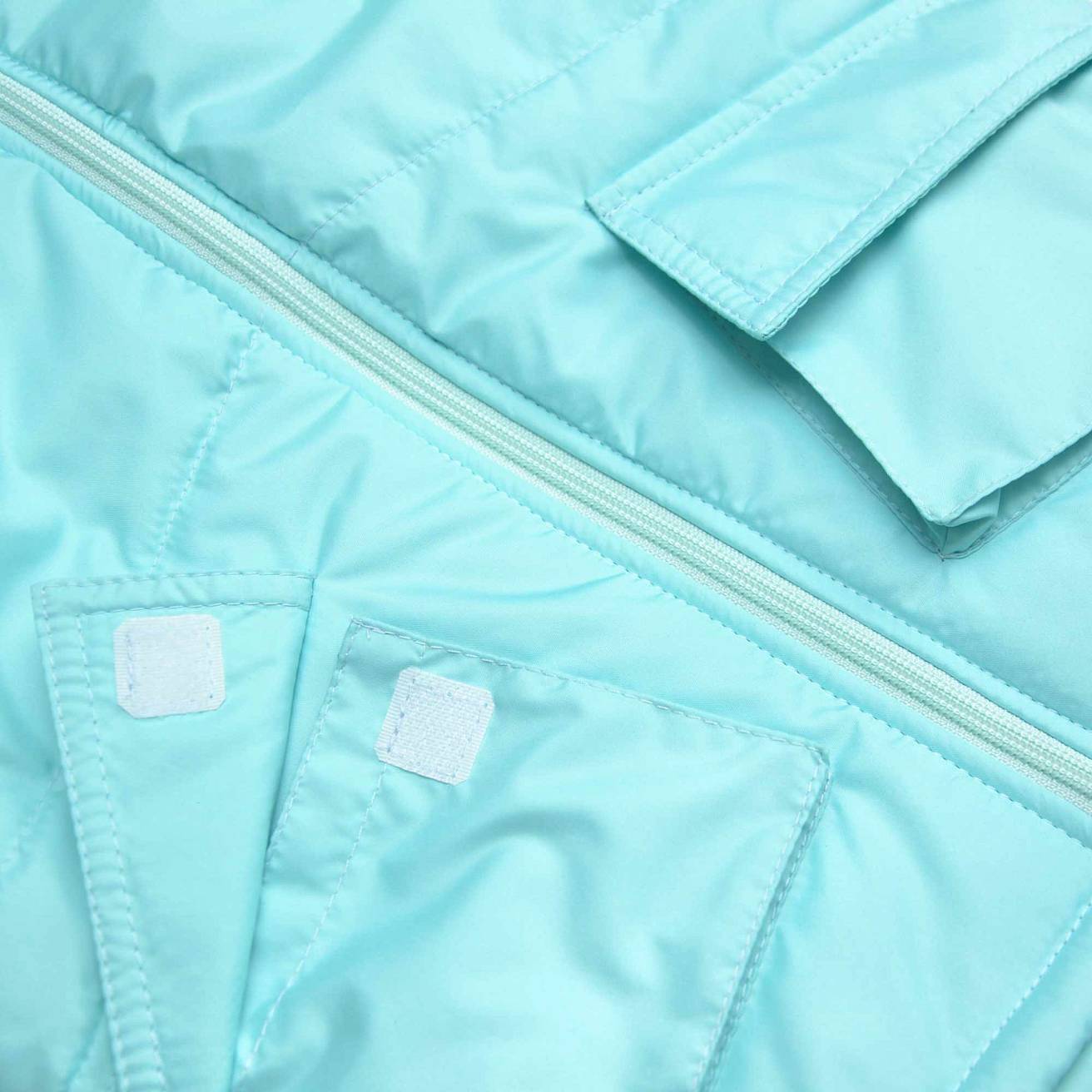 Жилетка с капюшоном бирюзовая - фото 5