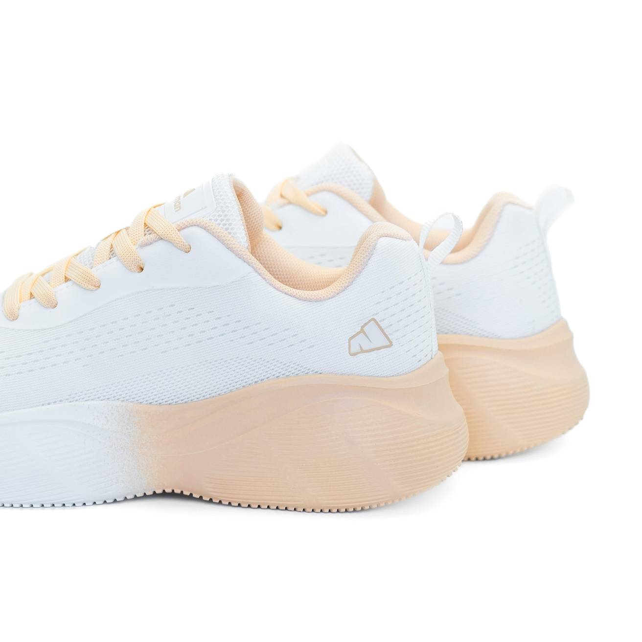 Женские кроссовки Nordman белые - фото 3