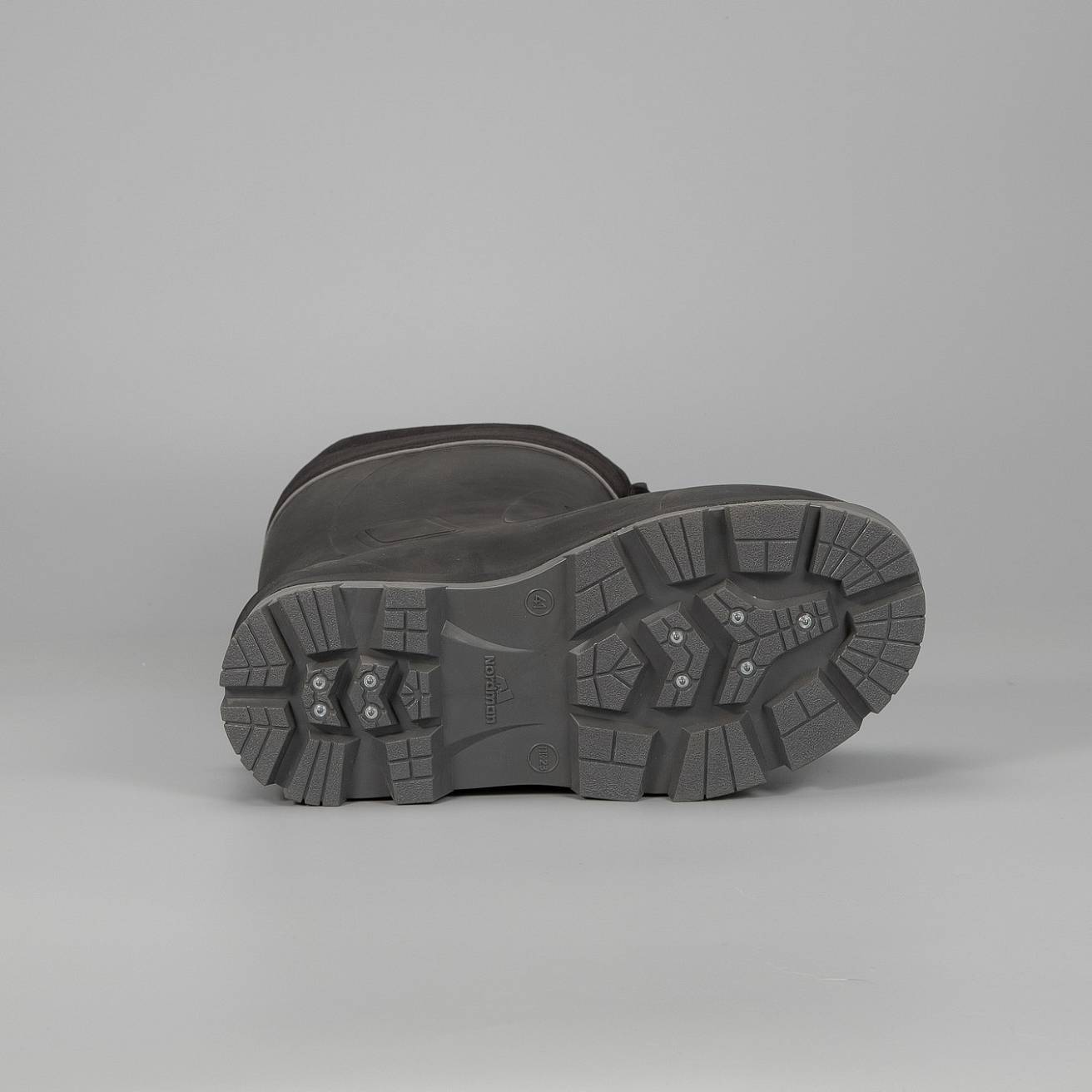 Сапоги Nordman Quaddro с защищенной подошвой ТЭП с шипами и меховым вкладышем до -50С черные с серым - фото 6