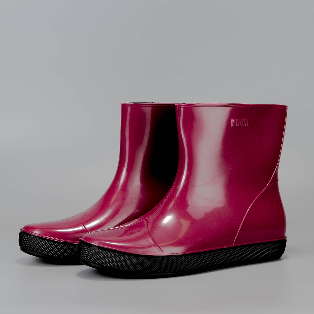 Женские ботильоны Nordman Alida бордовые с черной подошвой - фото 1