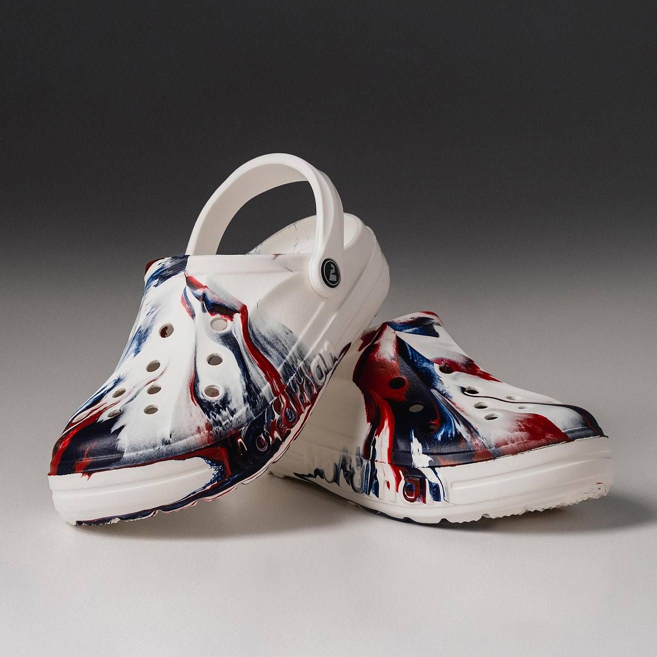 Сабо из ЭВА Nordman Shark белые с красно-синей модуляцией - фото 5